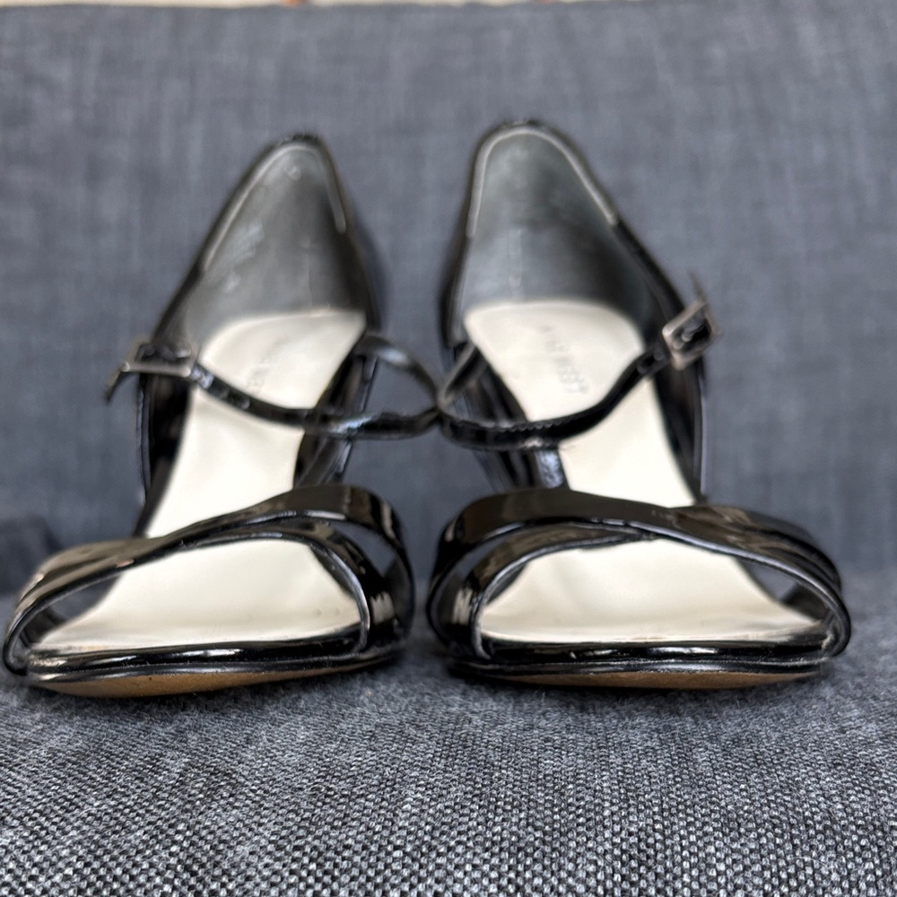 Nine West Black Patent T-Strap Heels | Size 6.5 | Good Condition - Picture 15 of 15